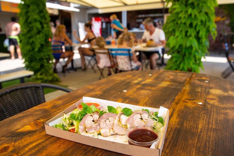 Terasz, Balatonalmádi