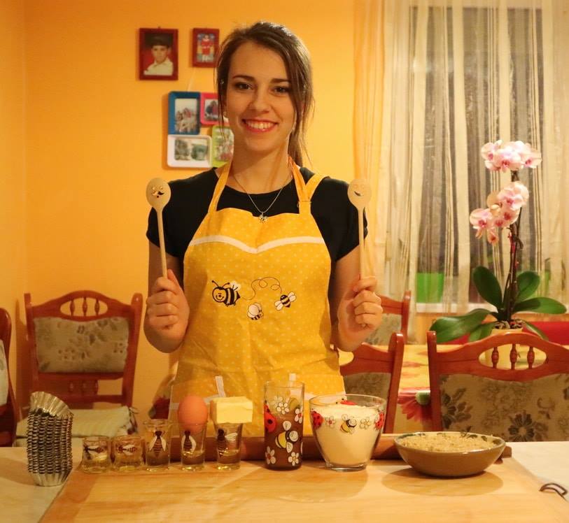Nóri mézeskalács sütés előtt